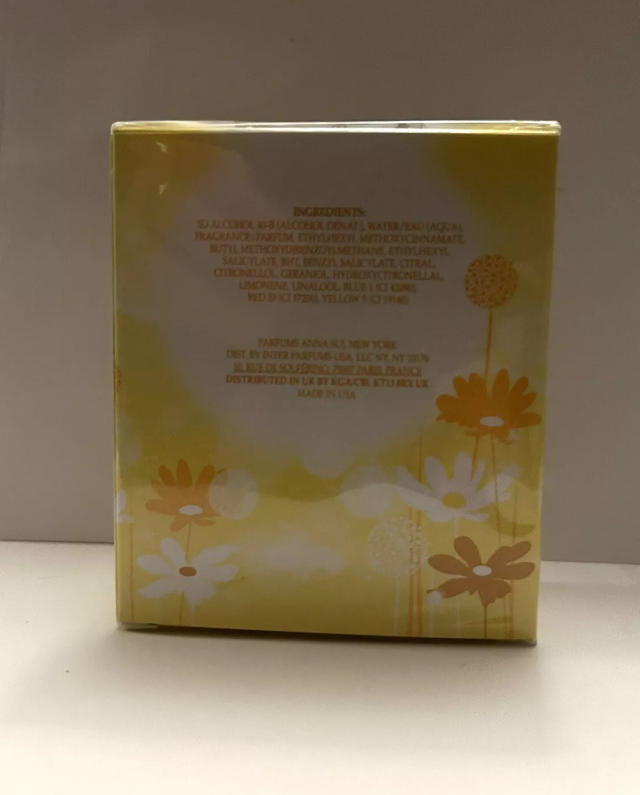Anna Sui - Sui Dreams in Yellow Eau de Toilette Spray 50ml - Tiny Box Dent - NEW