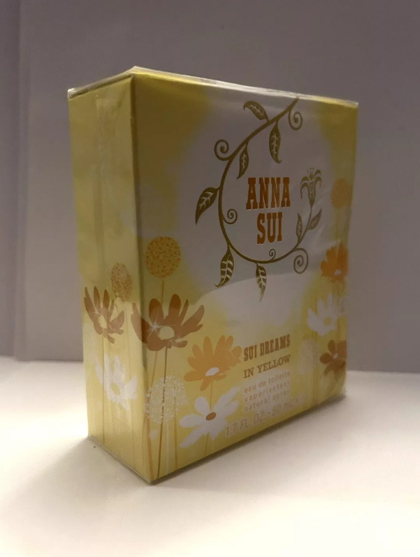 Anna Sui - Sui Dreams in Yellow Eau de Toilette Spray 50ml - Tiny Box Dent - NEW