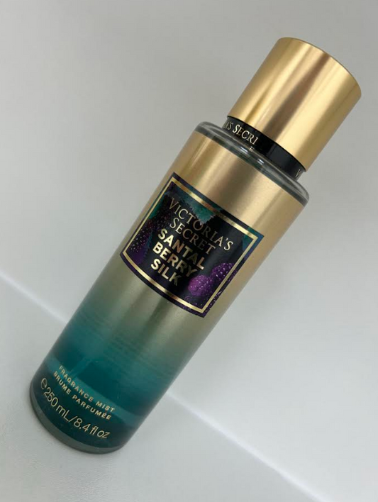 VICTORIA'S SECRET SANTAL BERRY SILK BODY MIST - WOMEN'S FOR HER. NEW
